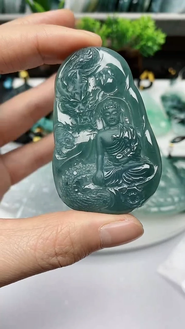 【闪购商品】翡翠颈饰未镶嵌