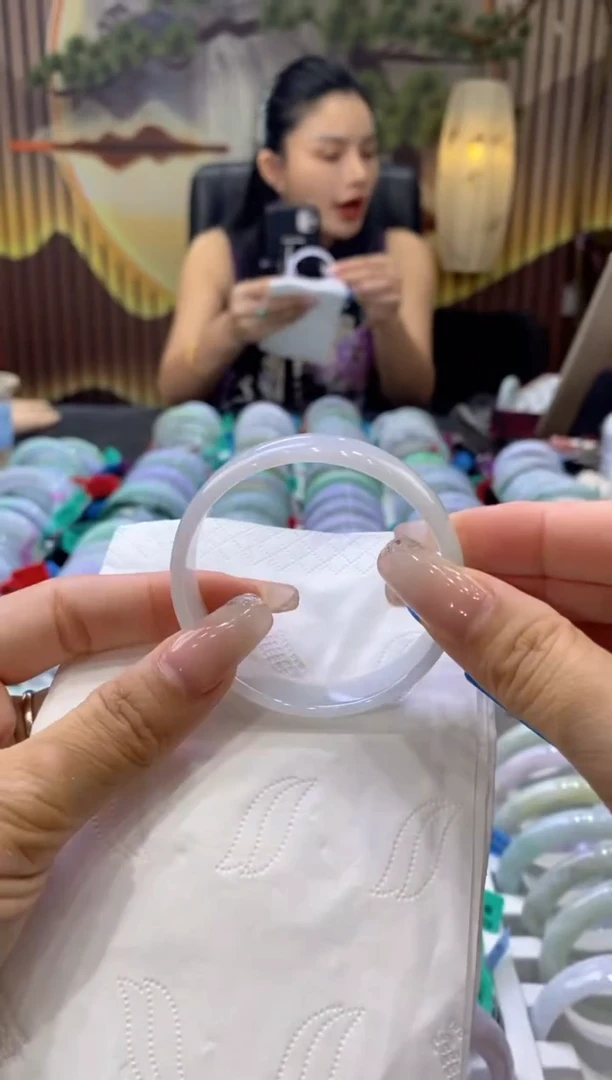 翡翠手镯未镶嵌00003091
