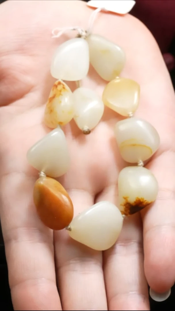 【闪购商品】和田玉手串未镶嵌51克和田玉原石