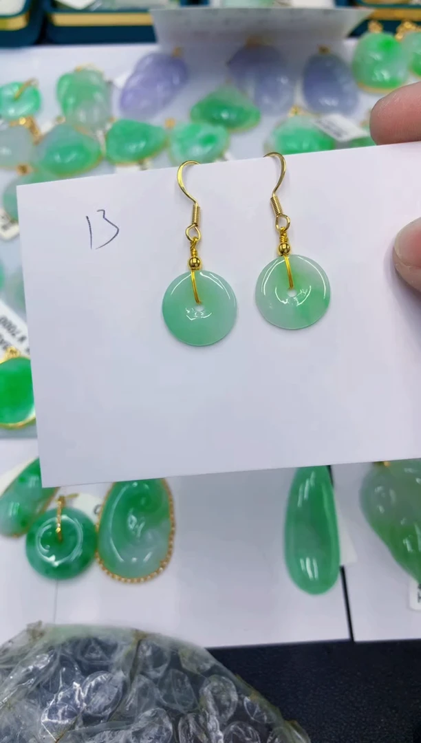 颈饰未镶嵌翡翠1111111