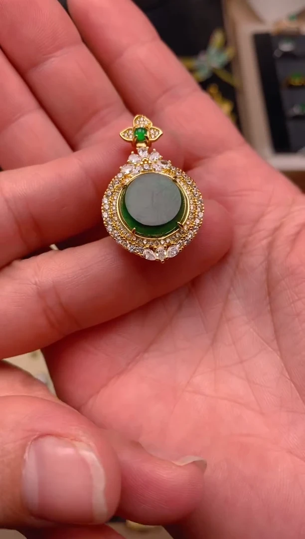 【闪购商品】翡翠吊坠(不含链)银S925镶嵌无事牌