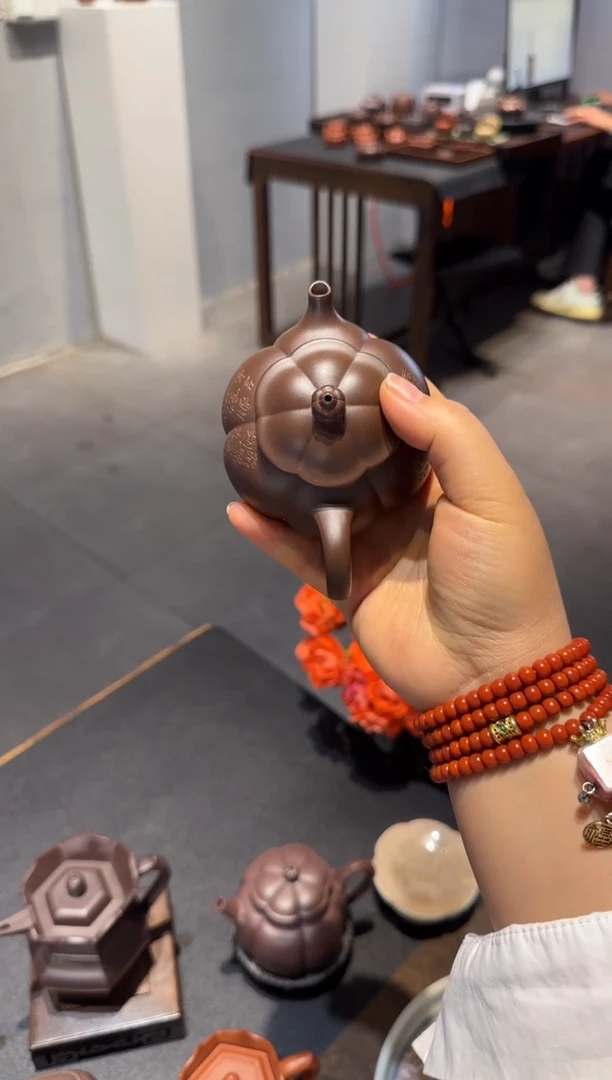 茶壶紫砂大鱼海棠