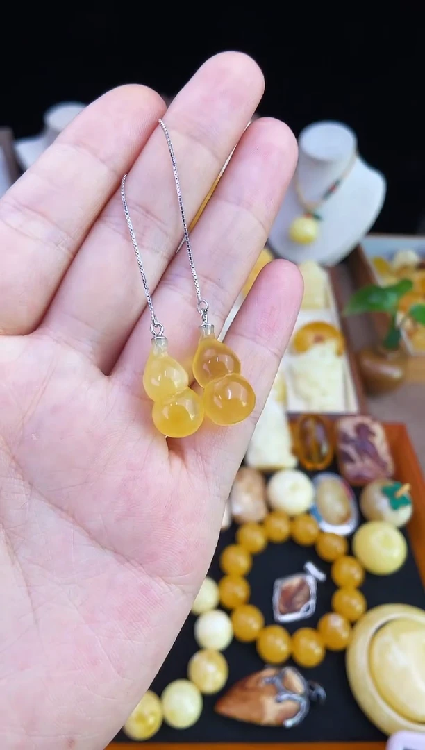 琥珀未镶嵌珠宝奇石柒月