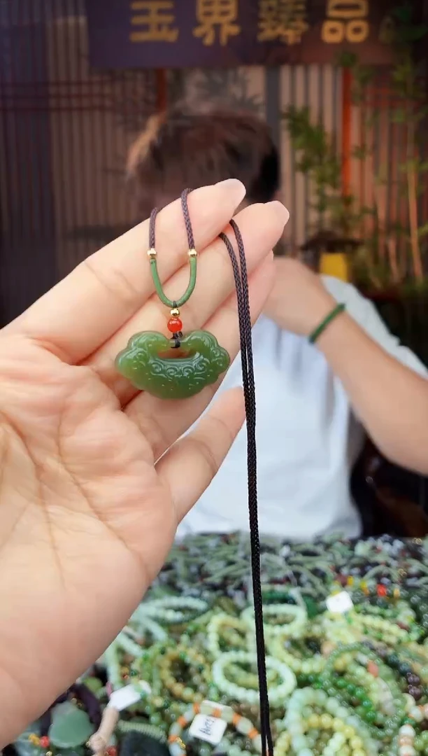 和田玉未镶嵌挂件拍一发一多样性发货