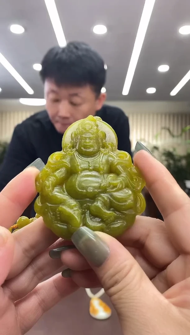 未镶嵌蛇纹石玉吊坠吊坠