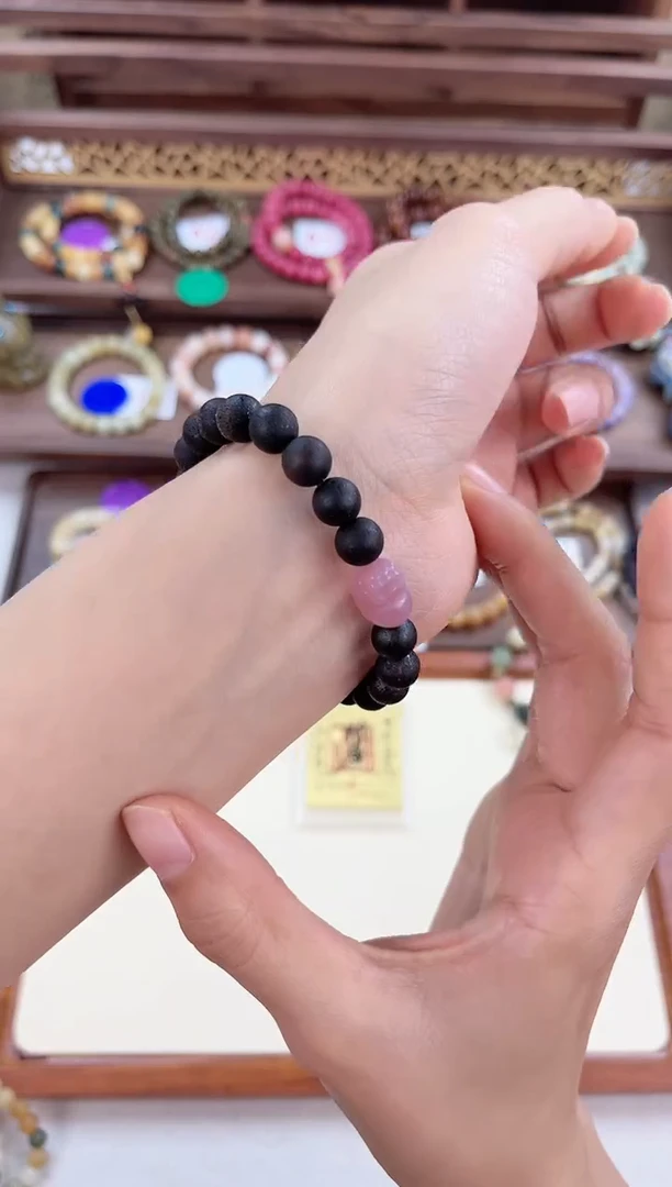 【闪购商品】降真香手串/手链降真香0.8带貔貅单圈手串