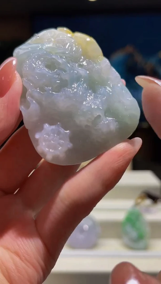 翡翠未镶嵌颈饰MFC0510109