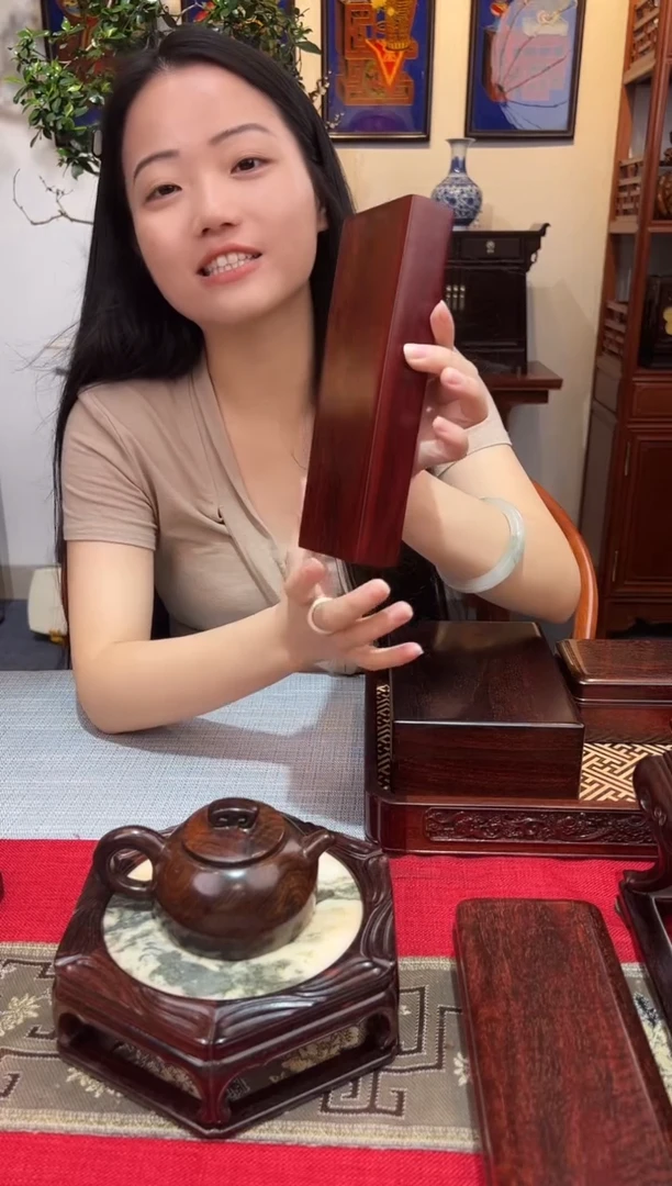 紫檀木类成套家具臂搁  一木挖