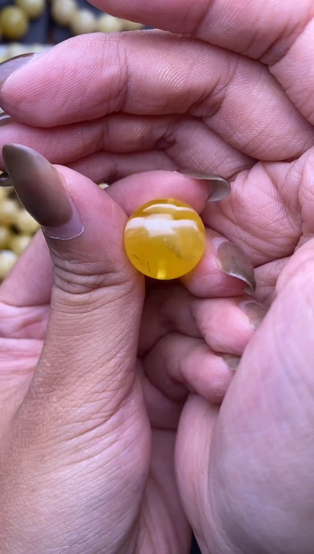 裸石琥珀未镶嵌大小姐珠宝62