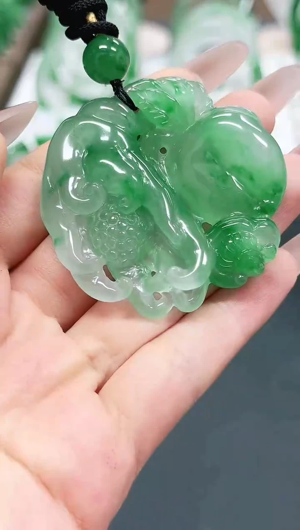 未镶嵌1石英质玉（非洲翠）/6127