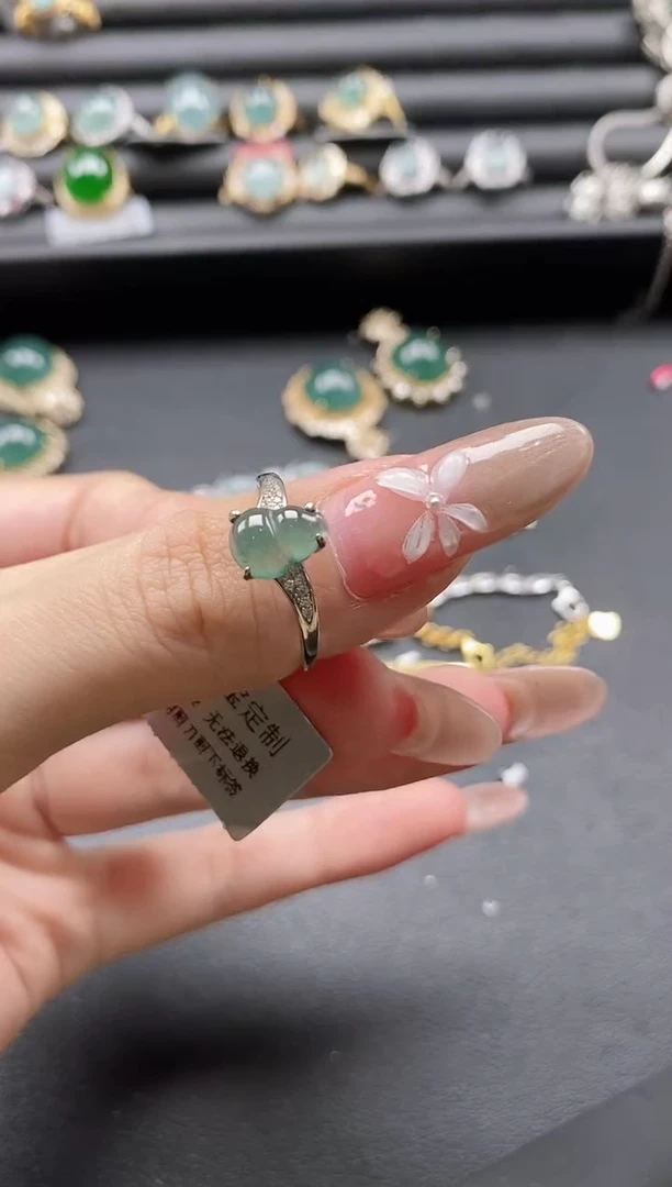 【闪购商品】翡翠戒指银S925镶嵌51511