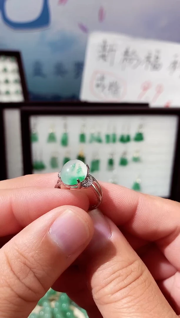 【闪购商品】石英质玉戒指合金戒指