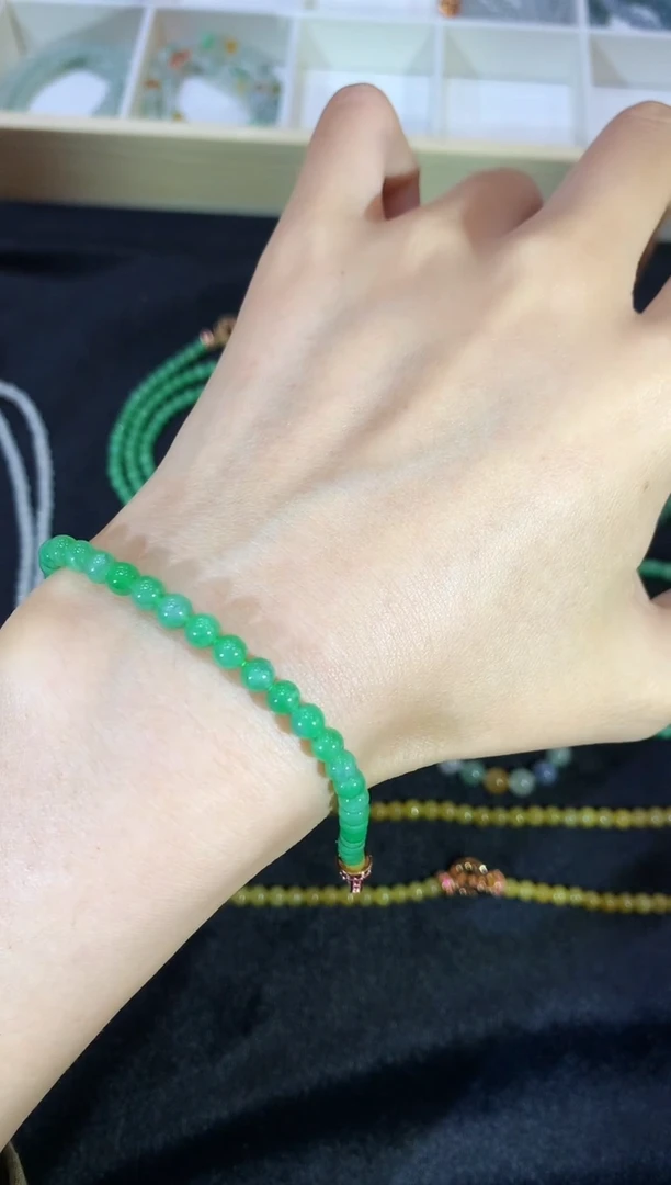 【闪购商品】翡翠手链未镶嵌a82时尚