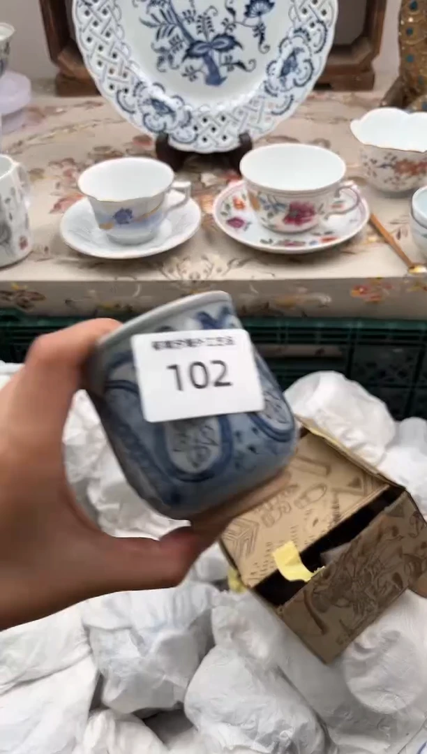 瓷片E****吭R         102