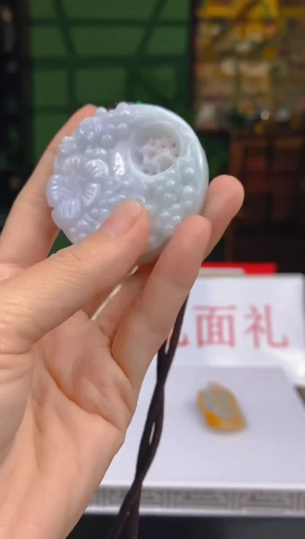 颈饰未镶嵌翡翠2025120856