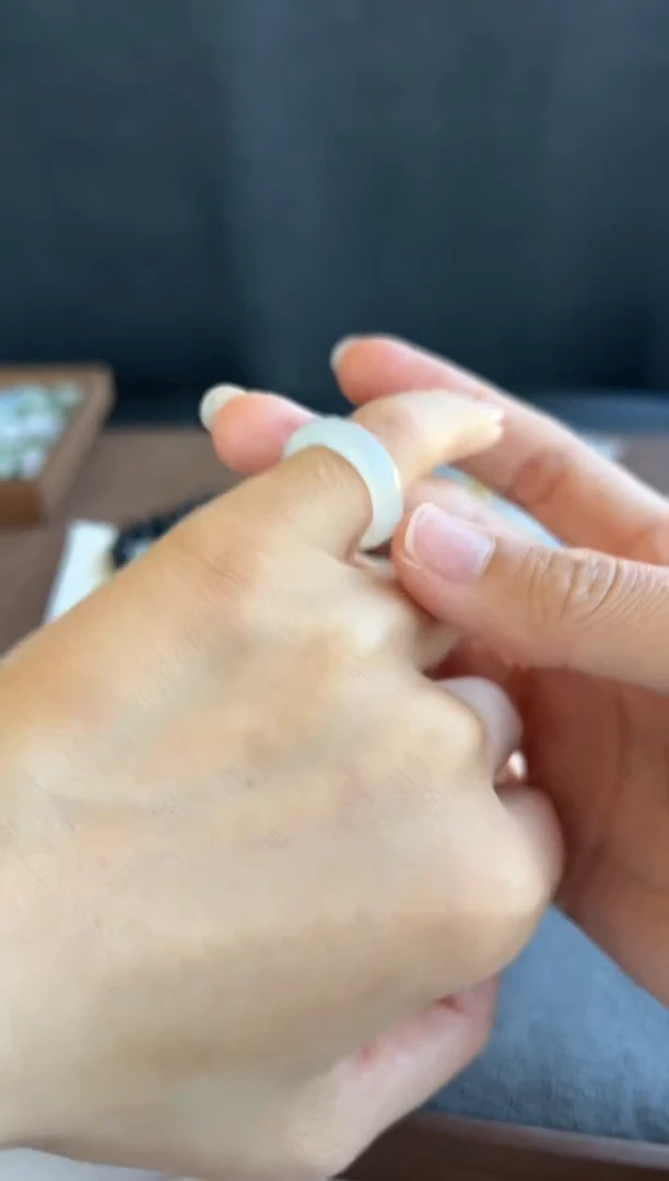 蜜蜡颈饰未镶嵌305买断10