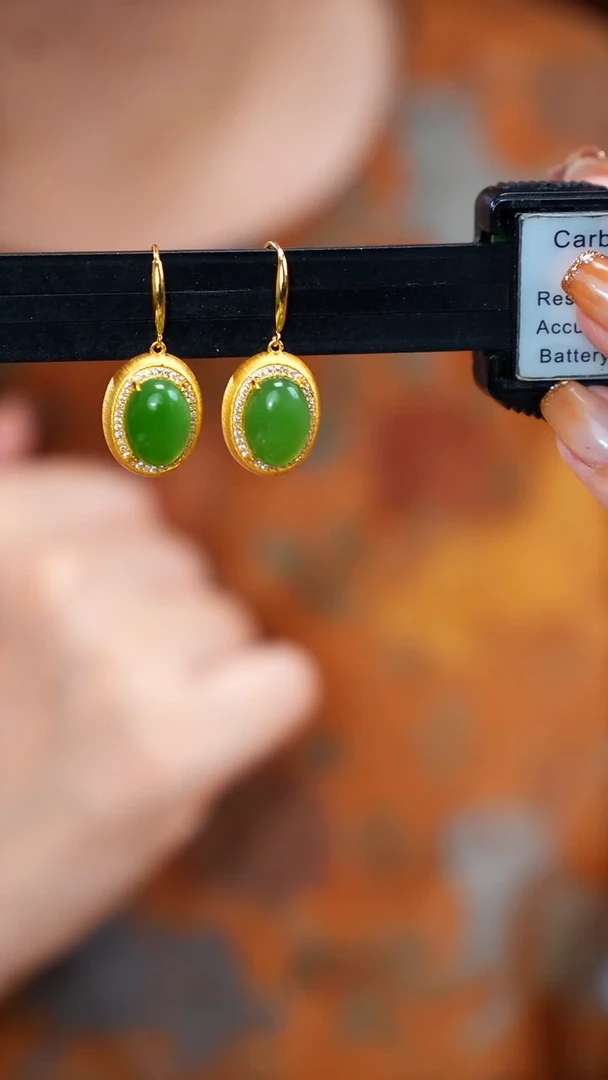 和田玉银S925镶嵌耳饰蛋面耳坠