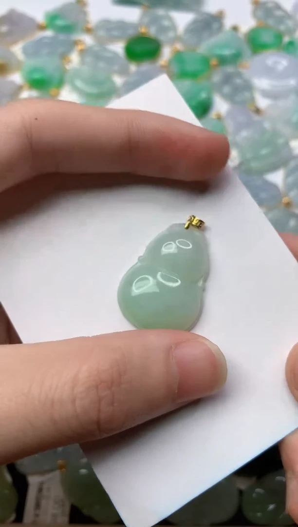 【闪购商品】翡翠颈饰18K金镶嵌5............