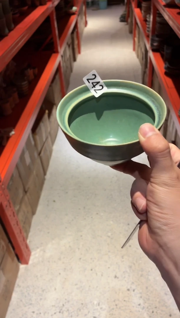 瓷片M**?242 只此青绿斗碗1个