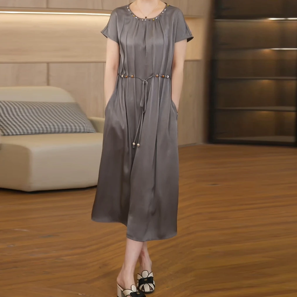 妈妈夏装气质短袖连衣裙2025年新款中老年女装时尚收腰大码裙子