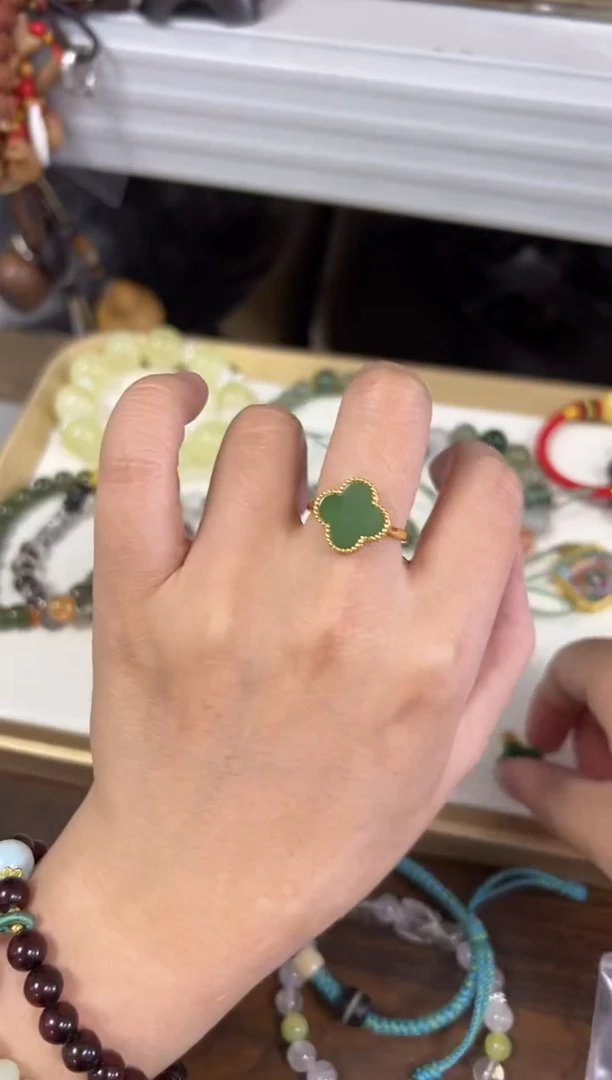 银S925镶嵌戒指和田玉孤品和田碧玉花朵款银戒指[0690]