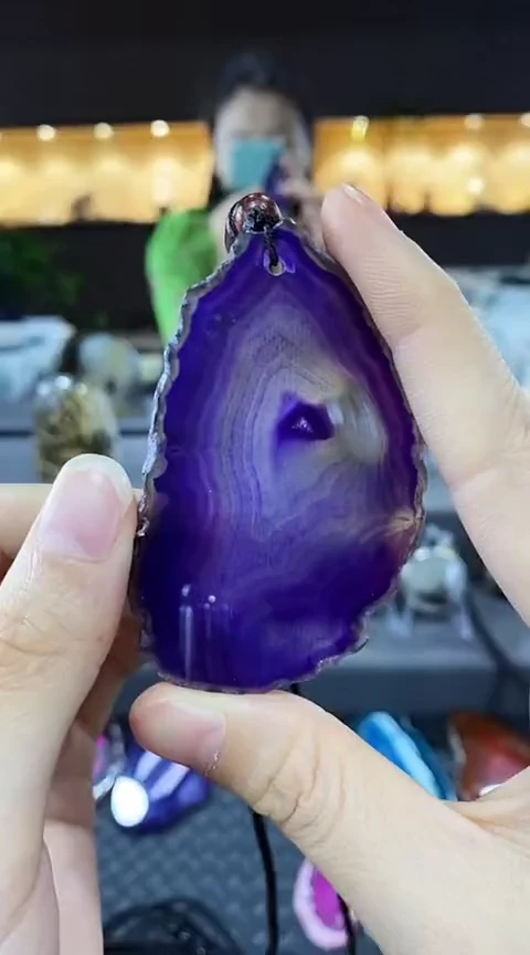 未镶嵌颈饰玛瑙/玉髓云*人玛瑙