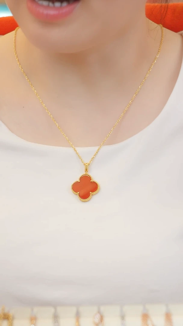 【闪购商品】玛瑙/玉髓项链18K金镶嵌大花