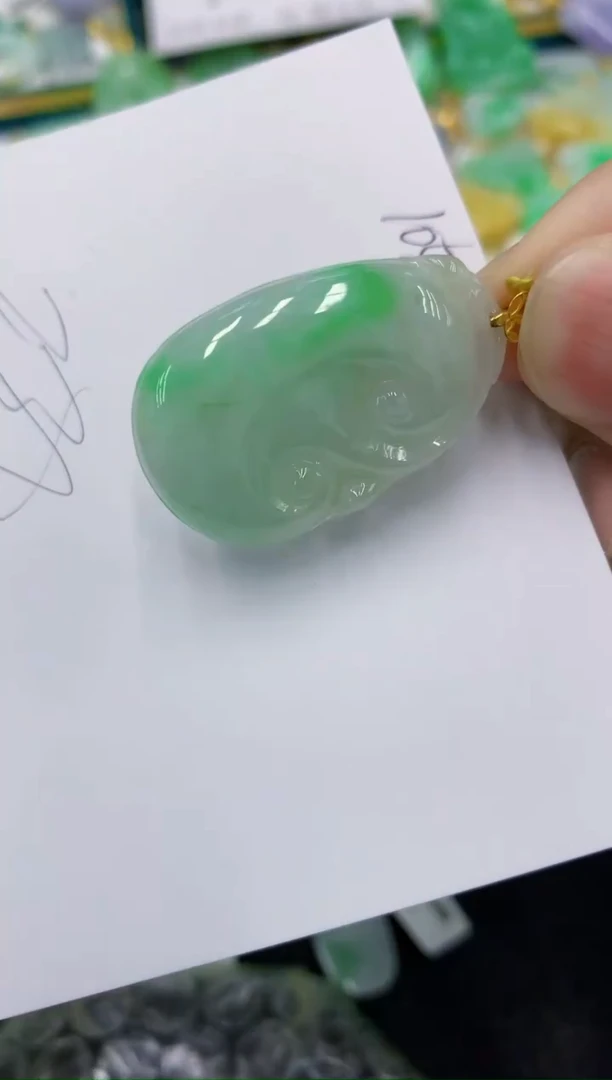 颈饰18K金镶嵌翡翠11111111111111