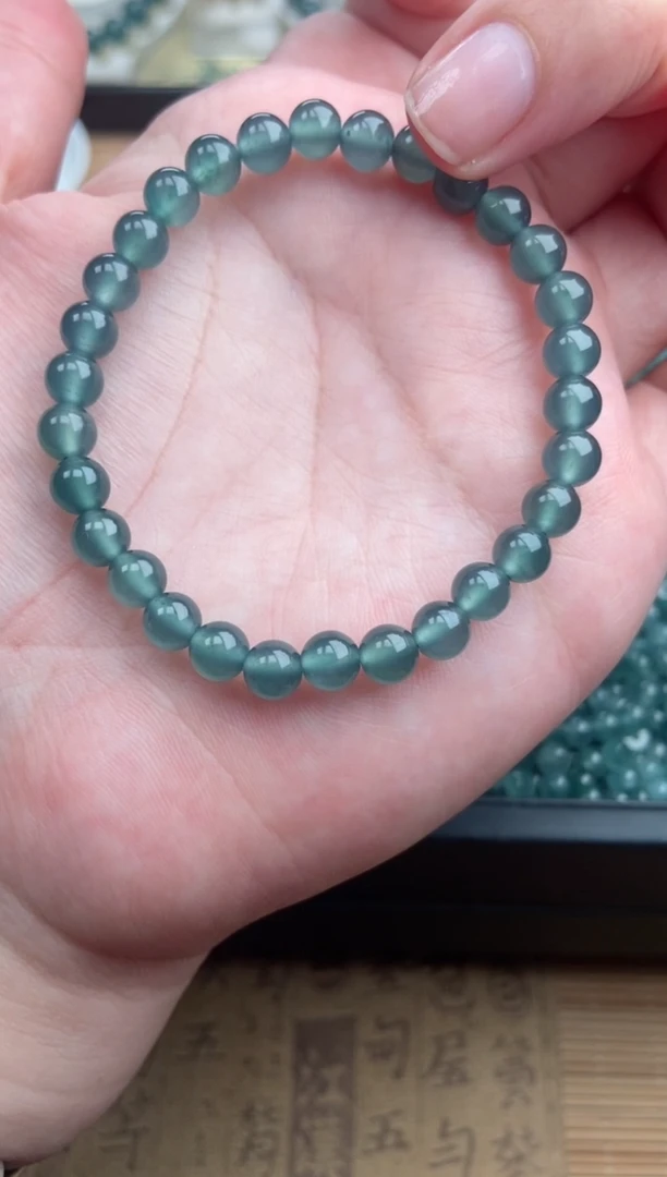 【闪购商品】翡翠手链未镶嵌多样性发货30颗卡6