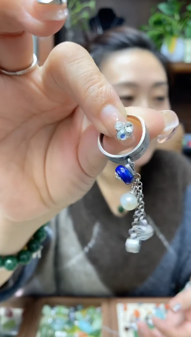 2925银多样性发货其中发一