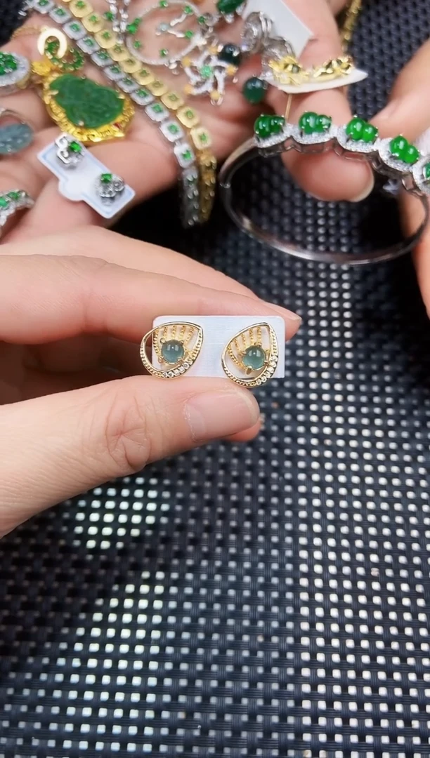 【闪购商品】翡翠耳饰未镶嵌111111111