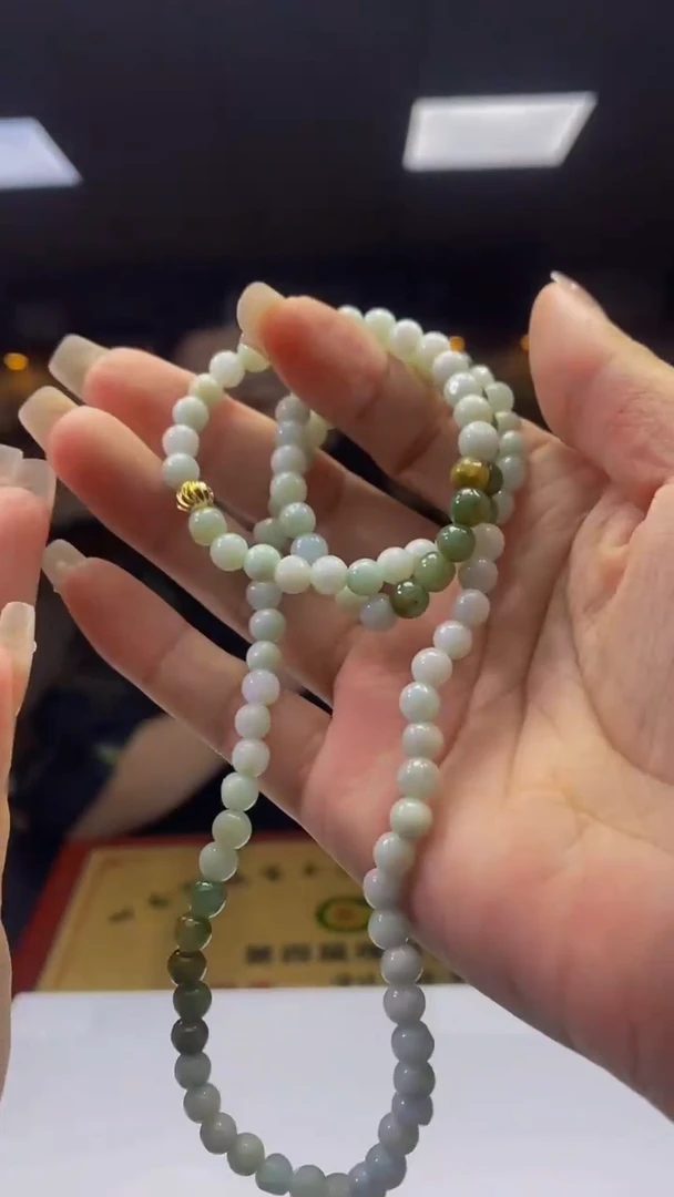 定制翡翠未镶嵌天然翡翠HL0817-44