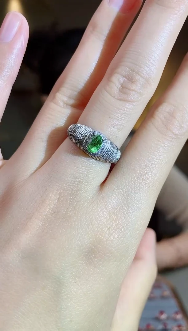 银S925镶嵌手饰石榴石手饰