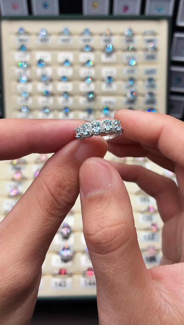 银S925镶嵌戒指绿柱石（摩根石）0001