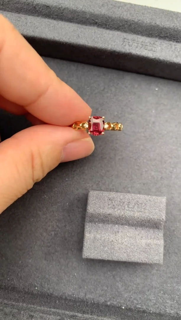 18K金镶嵌戒指碧玺1ct粉碧玺 定制  GE