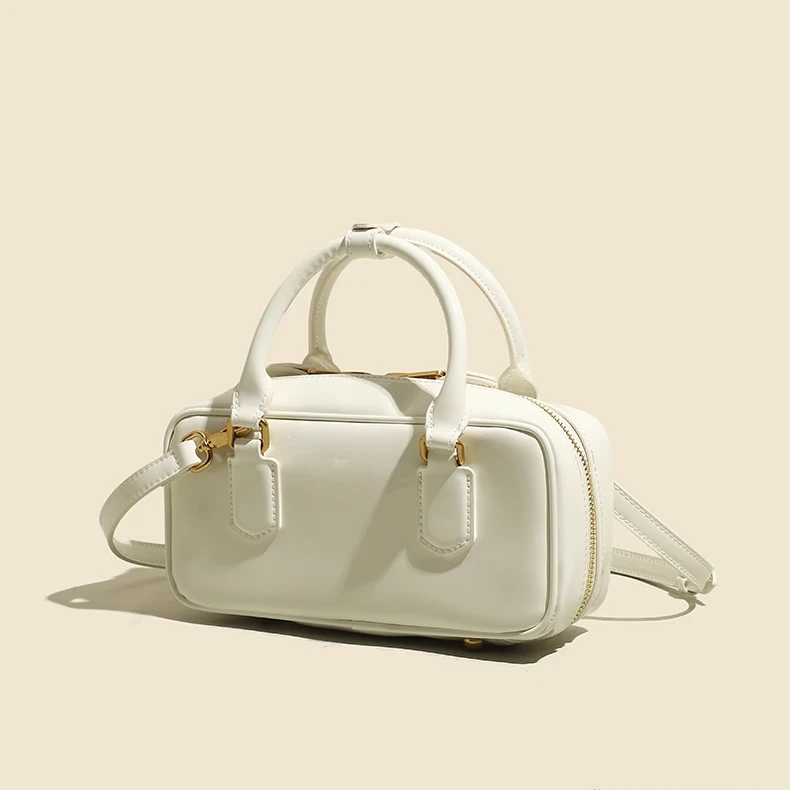 2025新款高级轻奢单肩斜挎女包D01白色