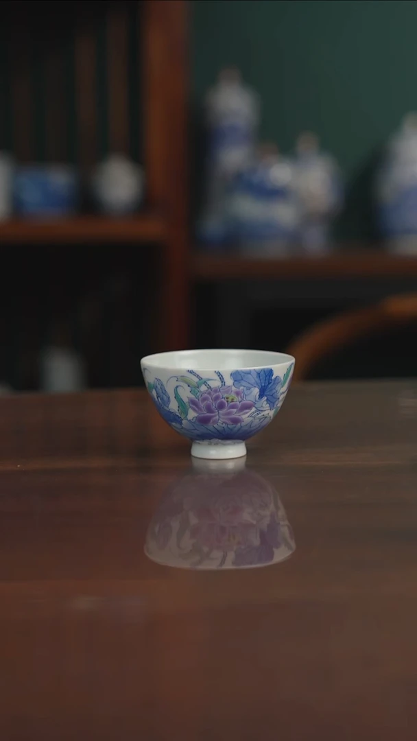 空山明月 新斗彩 荷花