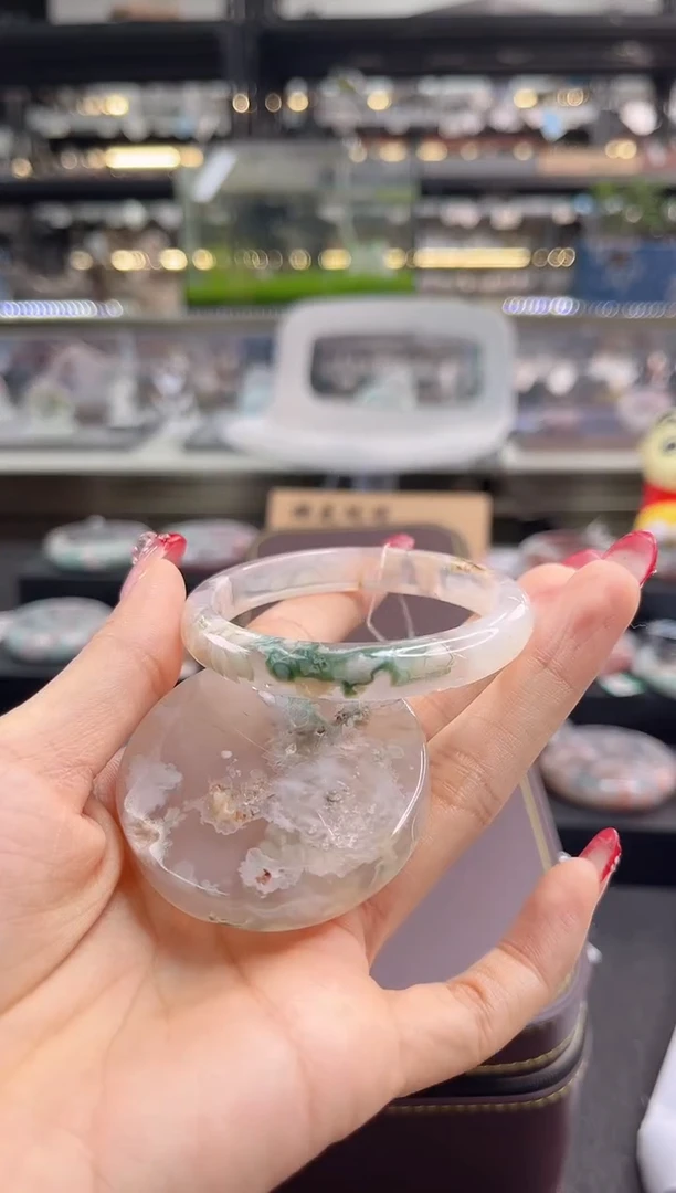 未镶嵌手镯石英质玉50--51圈口（赠品镯心）S961001