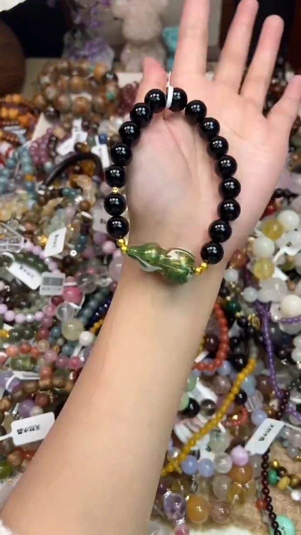 未镶嵌玛瑙手饰365