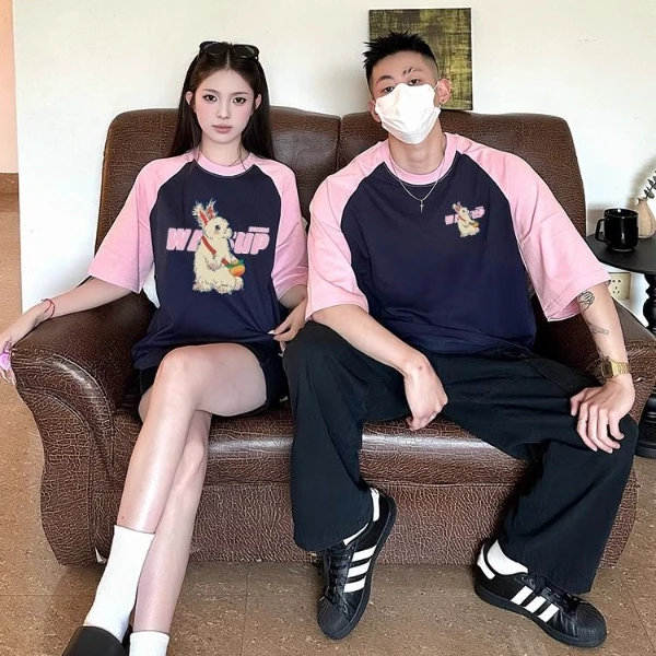 情侣装夏季短袖T恤小众高级感网红洋气2025新款爆款插肩袖男女潮