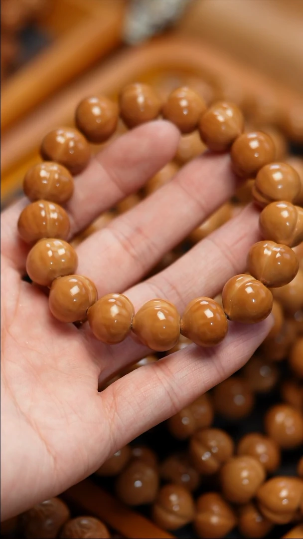 吊坠猴头核桃老款屁桃