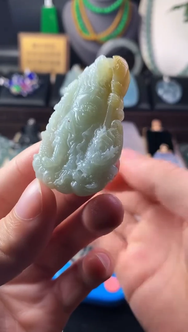 未镶嵌定制翡翠小*毛货不退不换