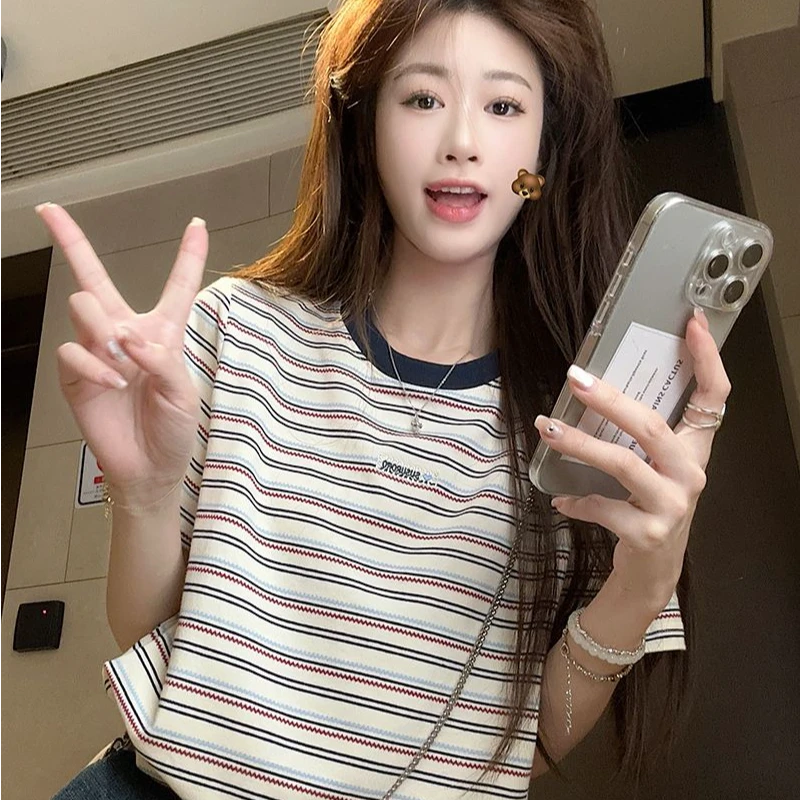 哺乳短袖t恤夏2025新款条纹刺绣花正肩撞色圆领上衣产后喂奶上衣