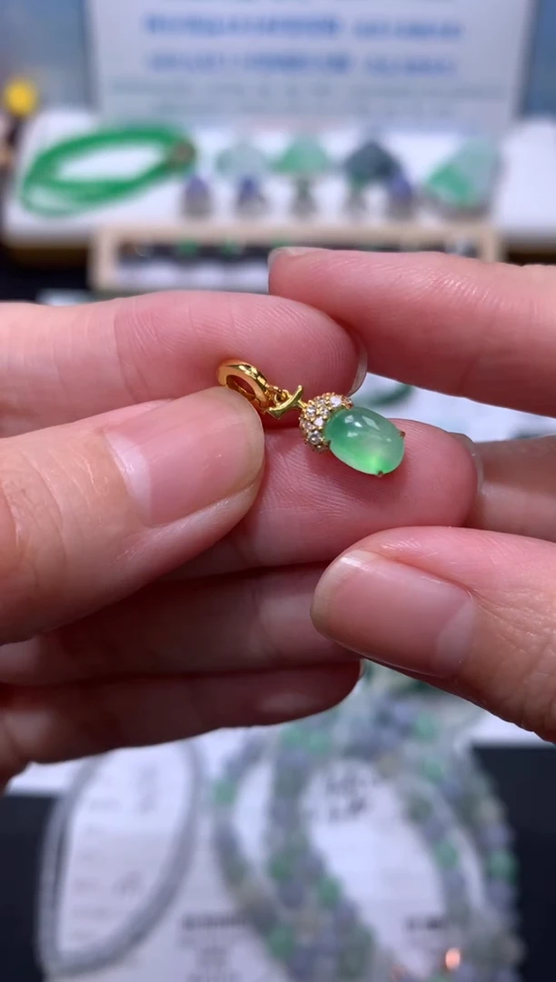 定制翡翠18K金镶嵌模式推广期48小时鉴赏期