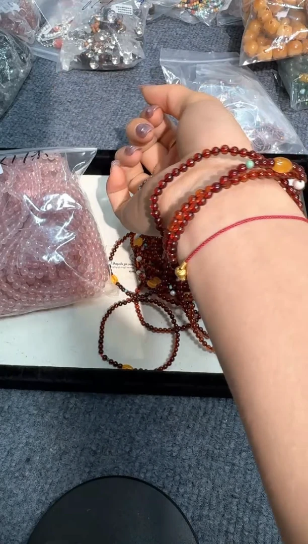 水晶手链未镶嵌A100血珀小m款