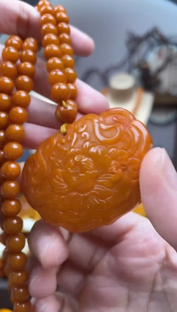 未镶嵌琥珀裸石（微瑕）首饰 假1赔4 （多样性发货1件