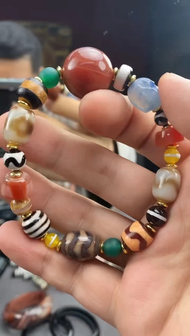 玛瑙/玉髓71未镶嵌-06022 多样性发其一