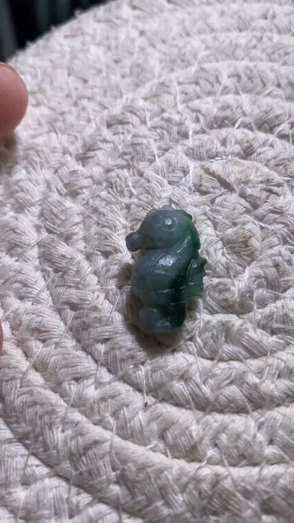 未镶嵌挂件翡翠翡翠