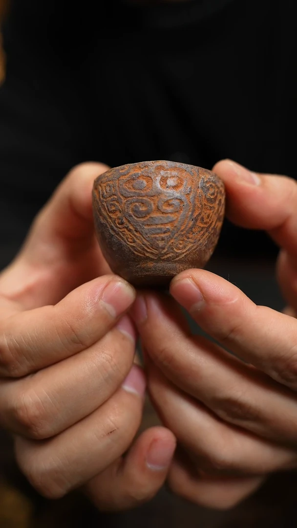 【闪购商品】宗锴紫砂手捏手作主人杯30cc-0225