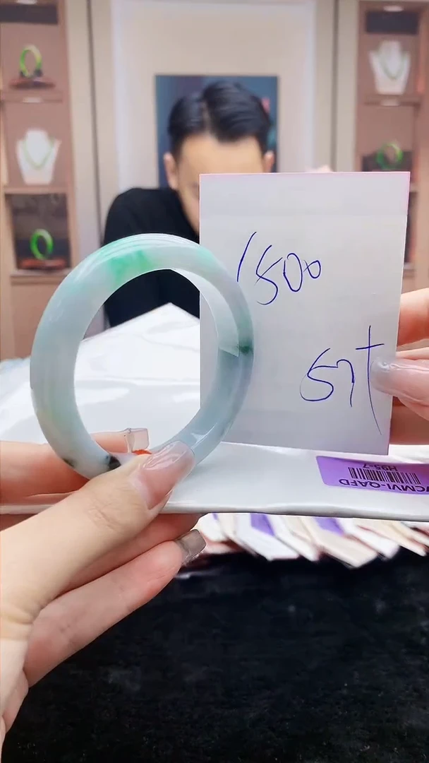 【闪购商品】翡翠手镯未镶嵌     H95-7